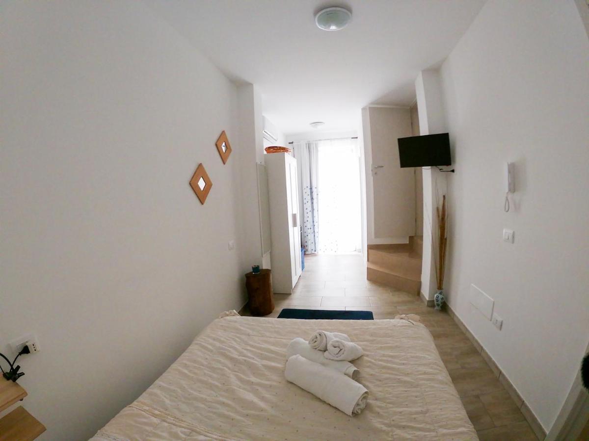 Ferienwohnung Casa Rodolovich Locazione Breve Polignano a Mare Exterior foto