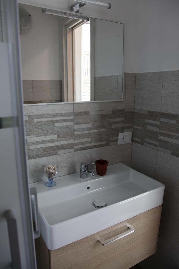 Ferienwohnung Casa Rodolovich Locazione Breve Polignano a Mare Exterior foto